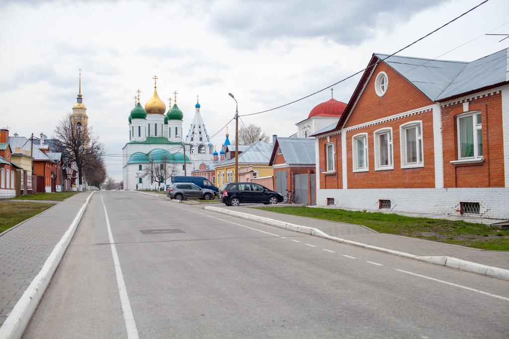 Дом В Кремле Hotel Kolomna Exterior foto